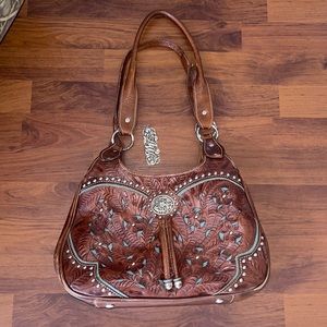 American West Lady Lace Compartment Ziptop Scoop Tote